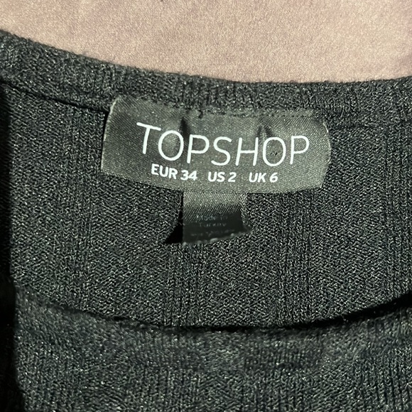 Black Knit TOPSHOP Sleeveless Top Size 2 - Picture 3 of 4